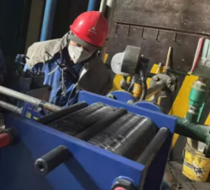 歲末年初，冠航機械電動絞盤車間部加強安全管理