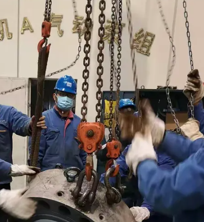 主汽門檢修零部件更換手拉葫蘆精準定位